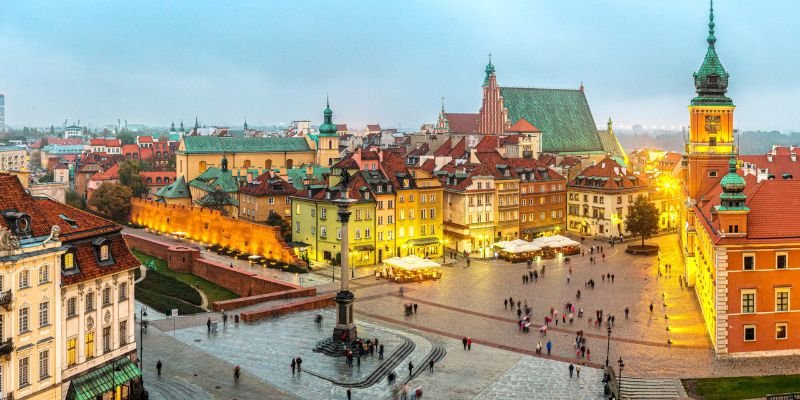 United Airlines Warsaw Office in Poland